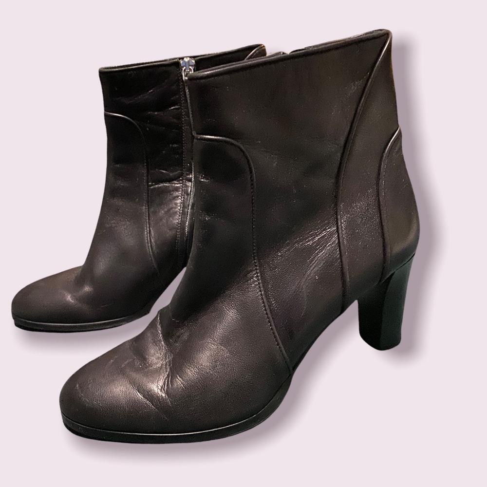 Grigiarancio Italian Black Leather Heel booties